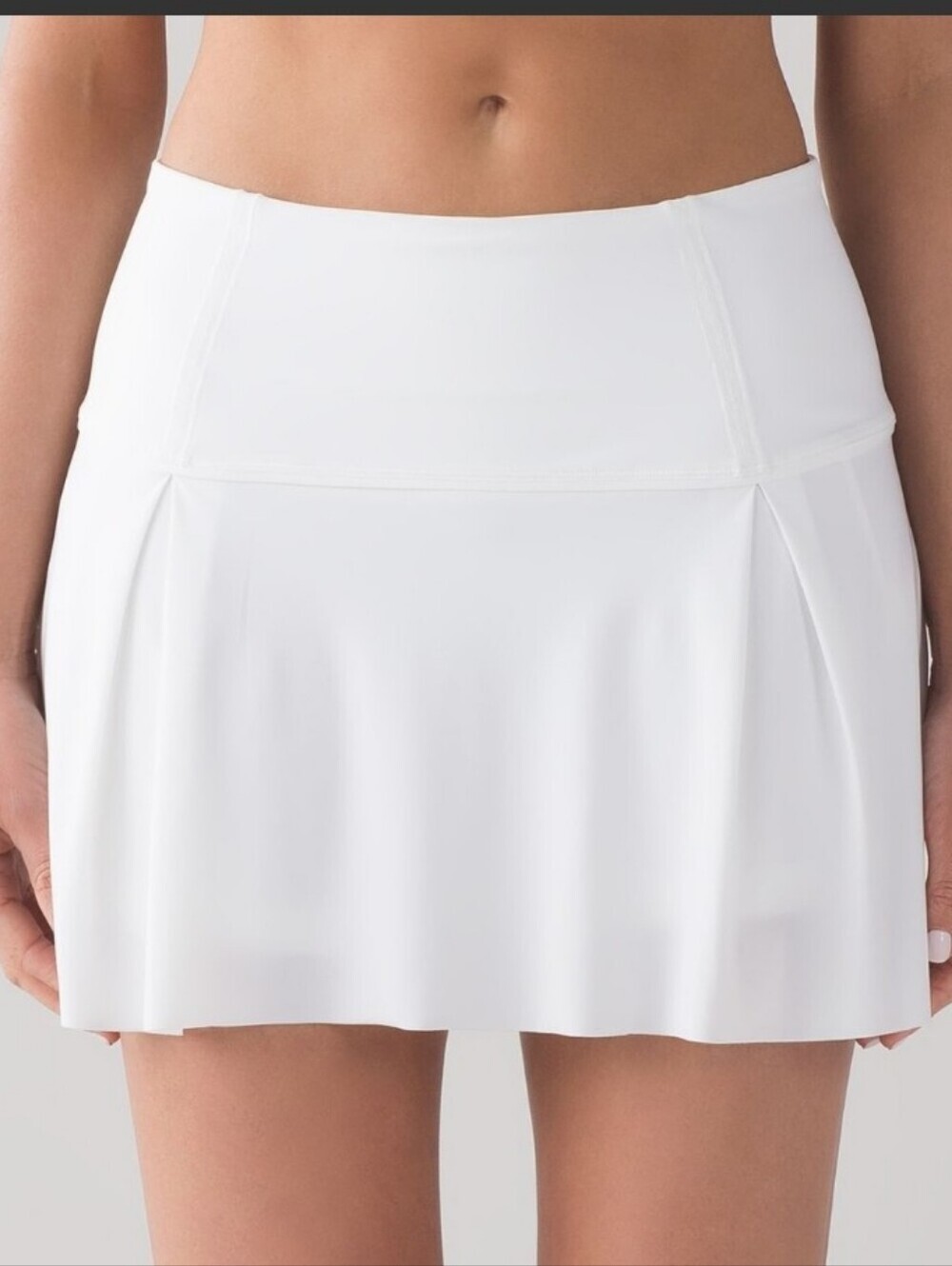 Lululemon Lost In Pace Skirt Skort Size 8 Reg White Color.
